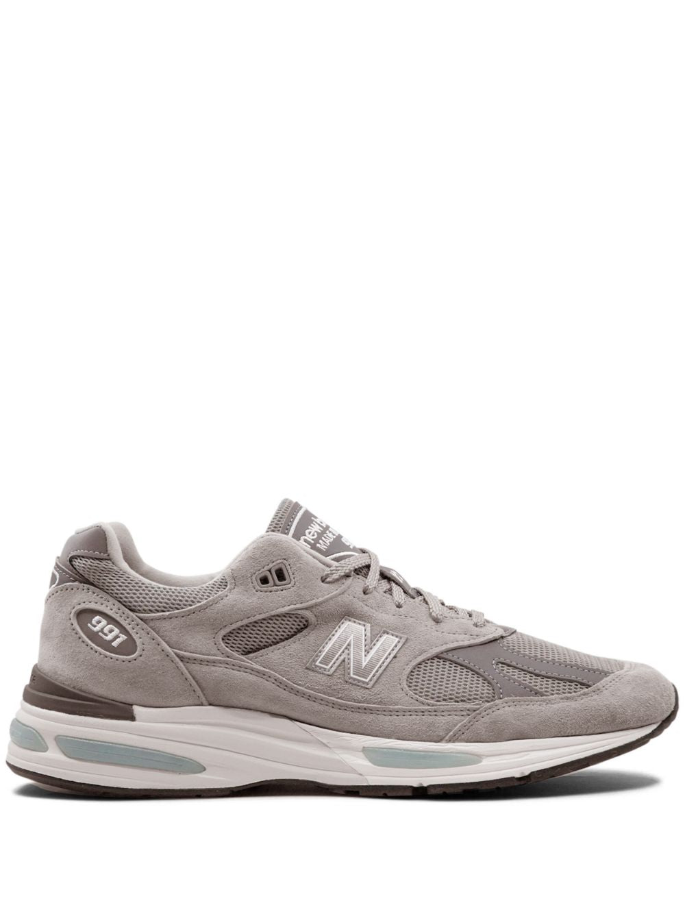 New Balance
991v2