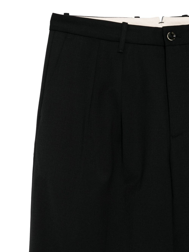Nine In The Morning
Pantaloni neri con pieghe