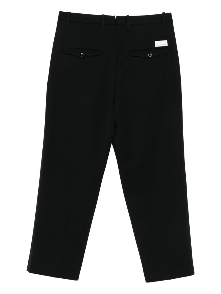 Nine In The Morning
Pantaloni neri con pieghe
