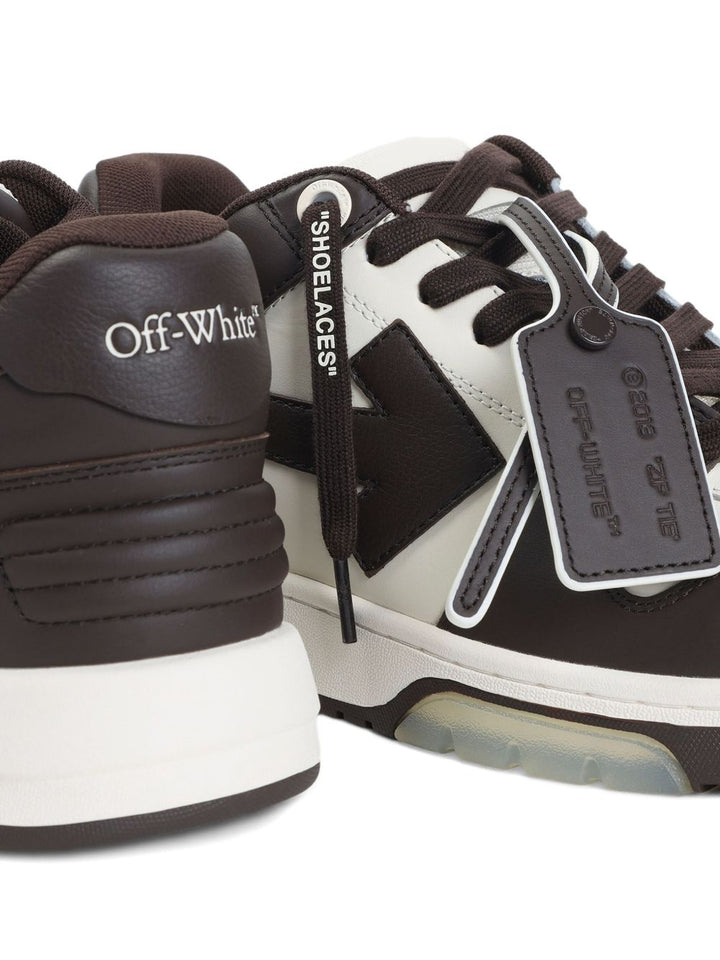Off White
Sneakers Out Of Office Cioccolato/Bianco