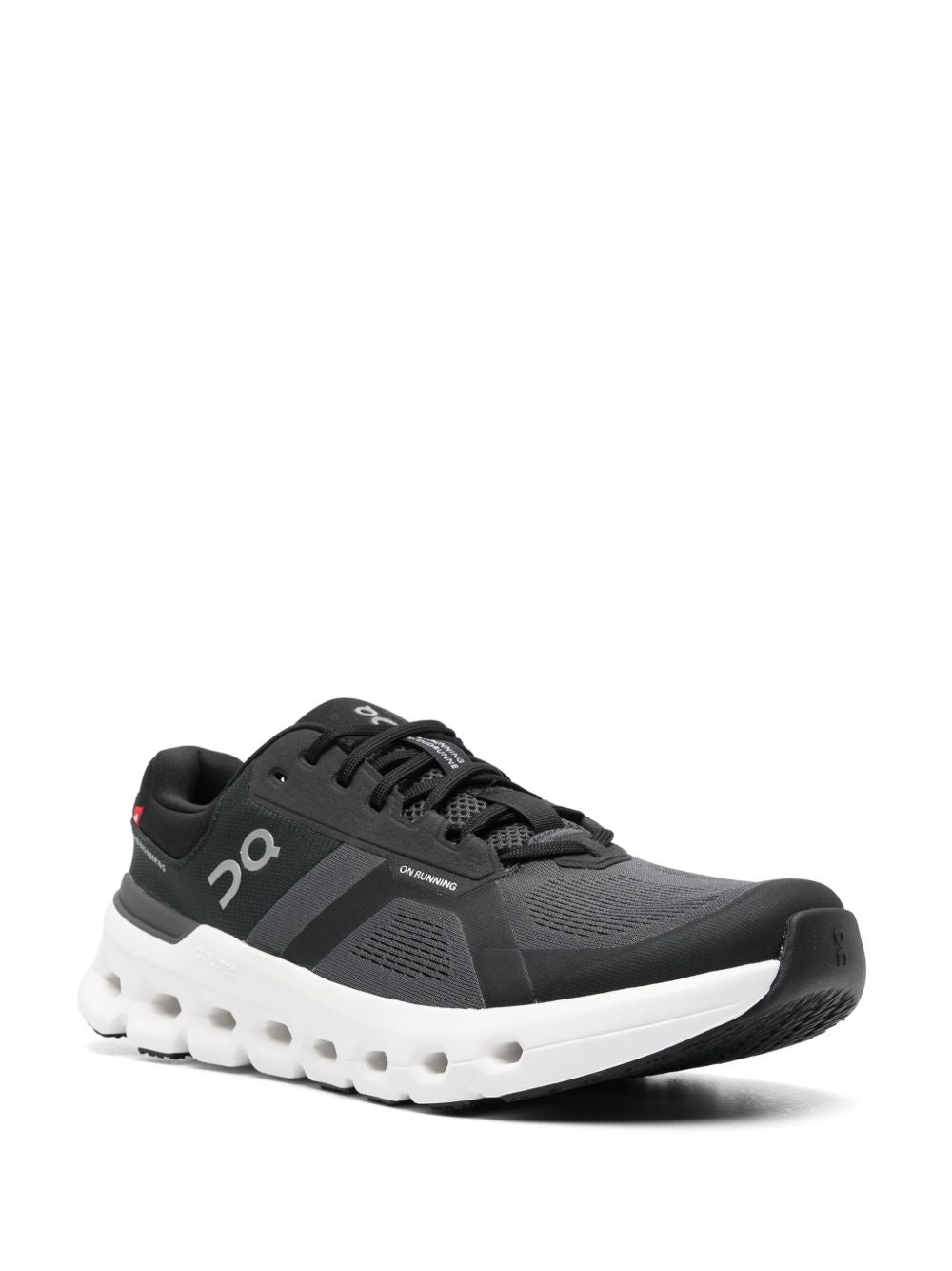 On Running
Sneakers