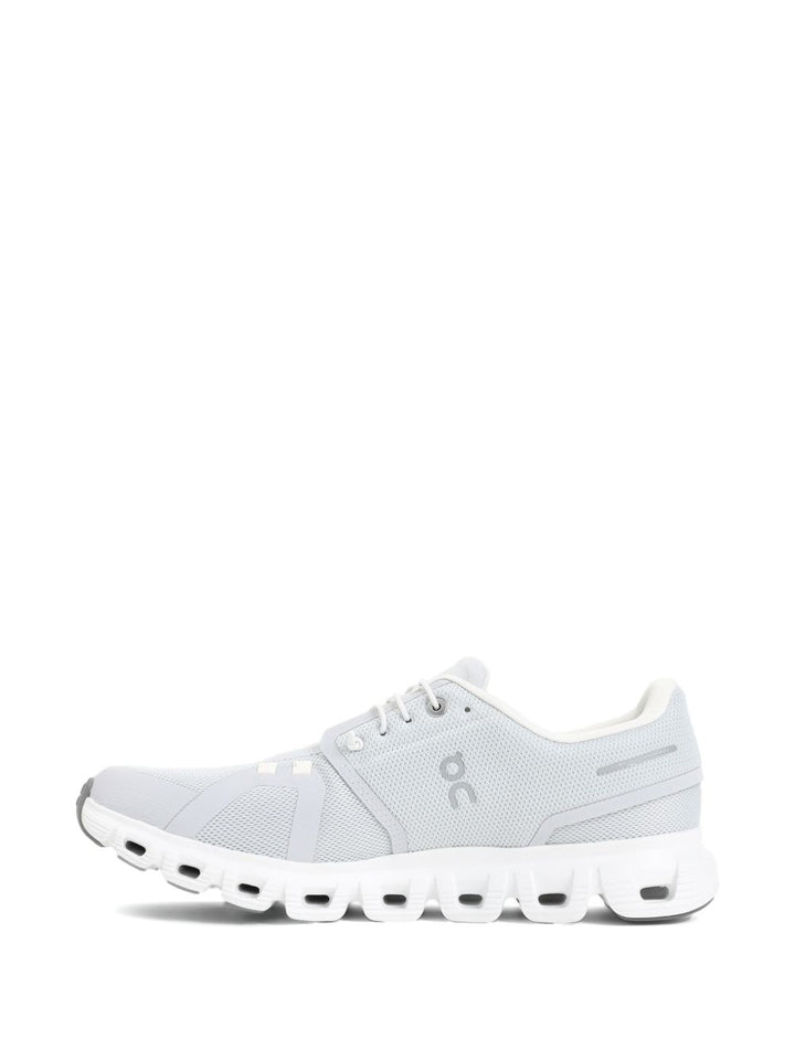 On Running
Sneakers bianche