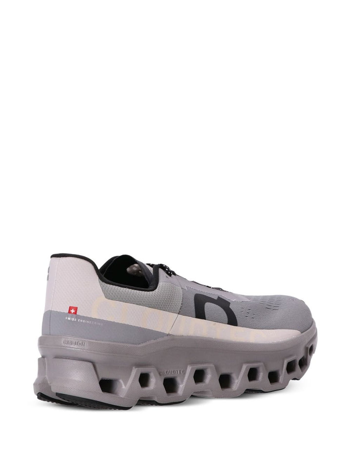 On Running
Sneakers color grigio