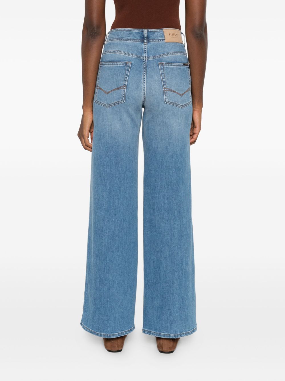 Peserico 
Pantalone in denim azzurro cinque tasche