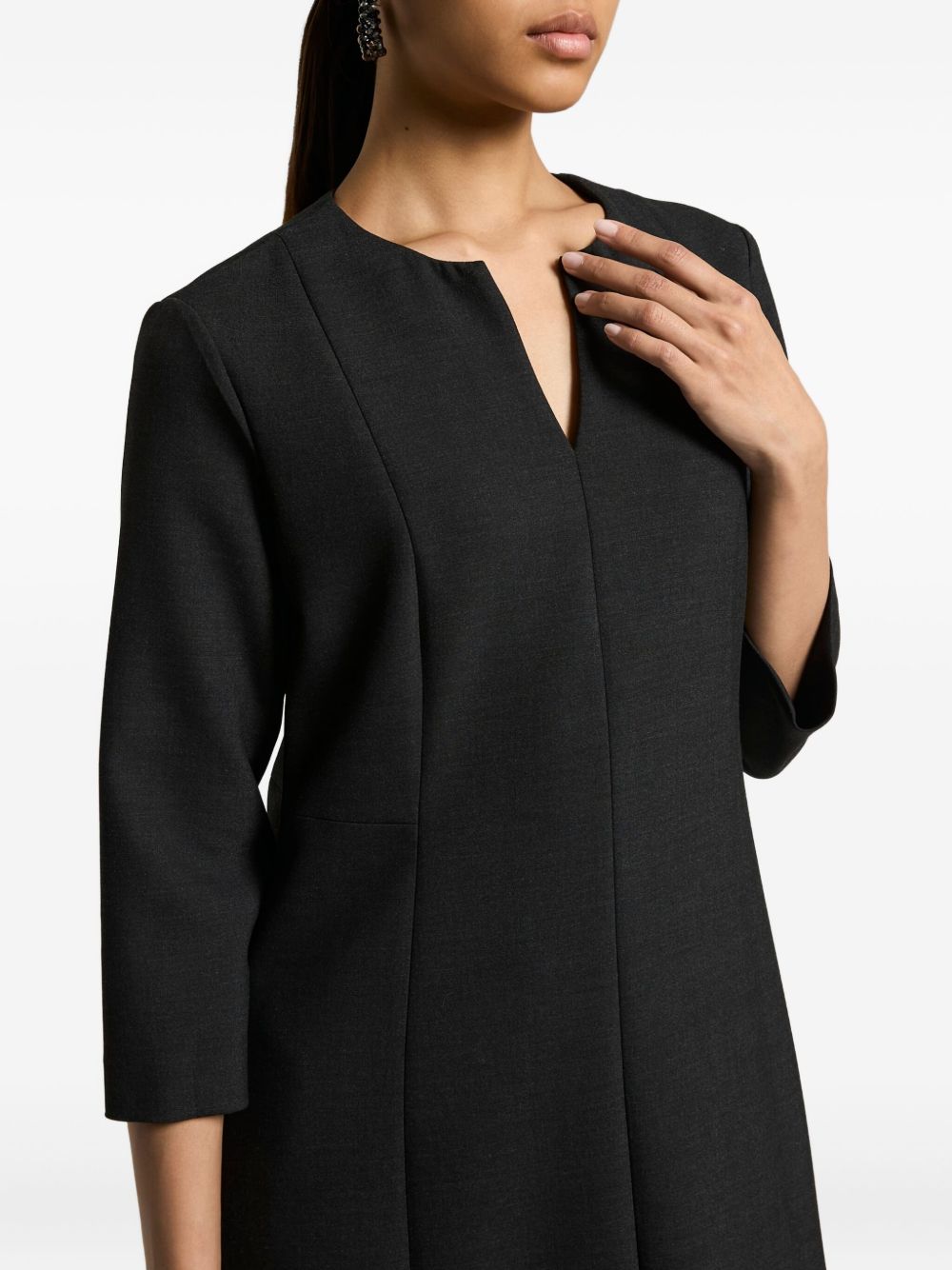 Peserico Abito grigio con scollo a V