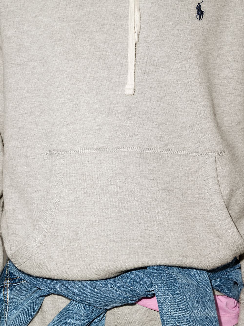 Polo Ralph Lauren
Felpa con cappuccio e logo ricamato