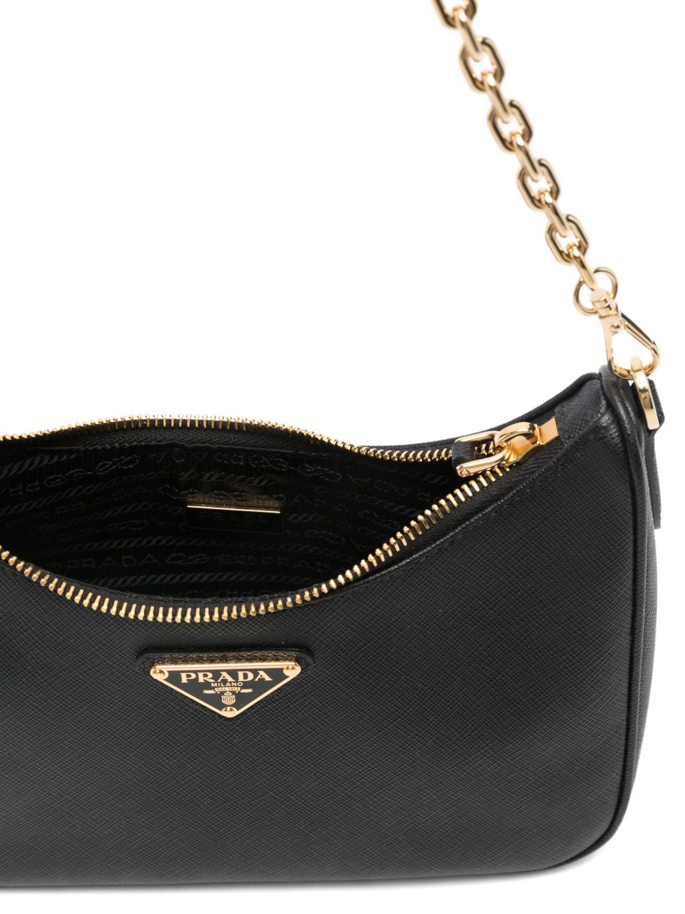 Prada
Borsa Re-Edition 2005 nera in pelle.