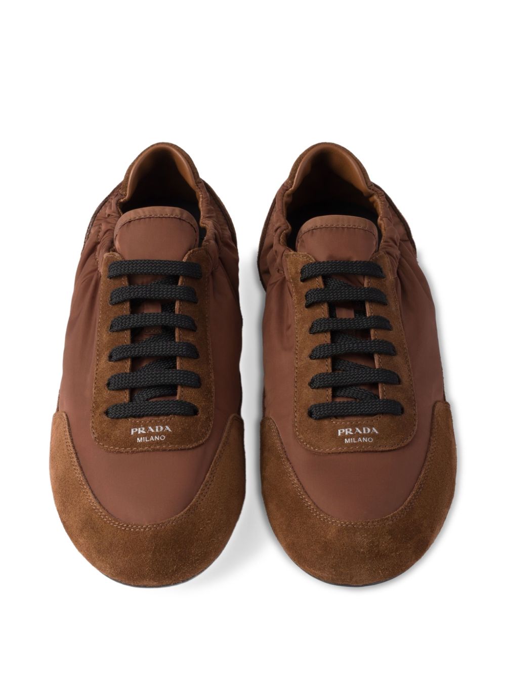 Prada

Sneakers marroni