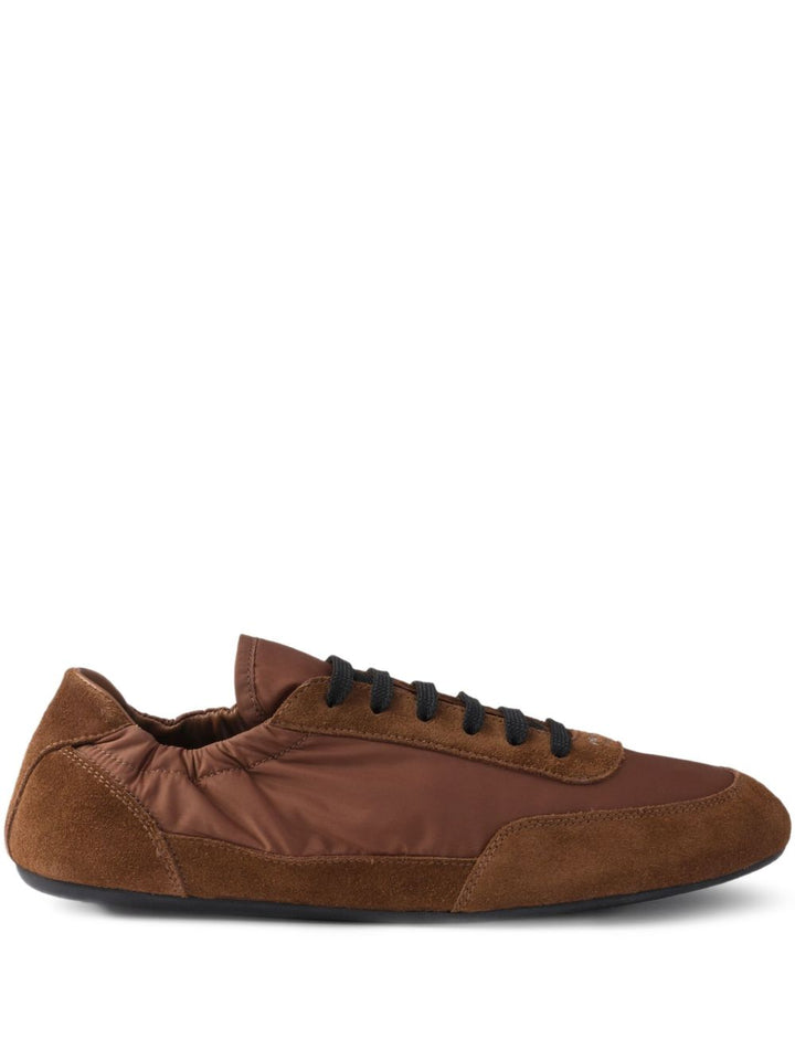 Prada

Sneakers marroni