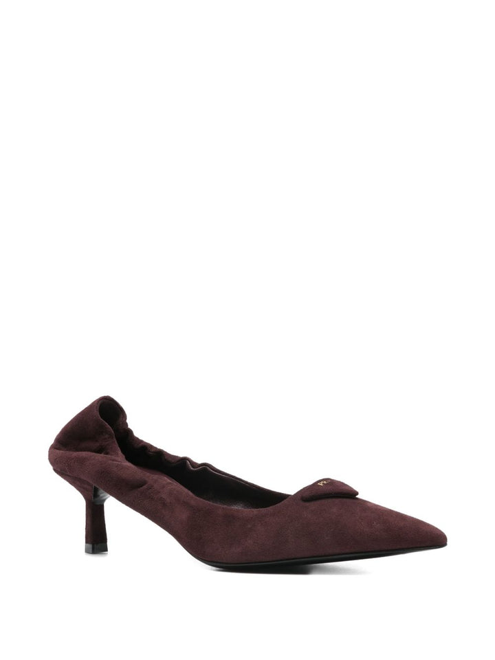 Prada
Décolleté in pelle scamosciata bordeaux