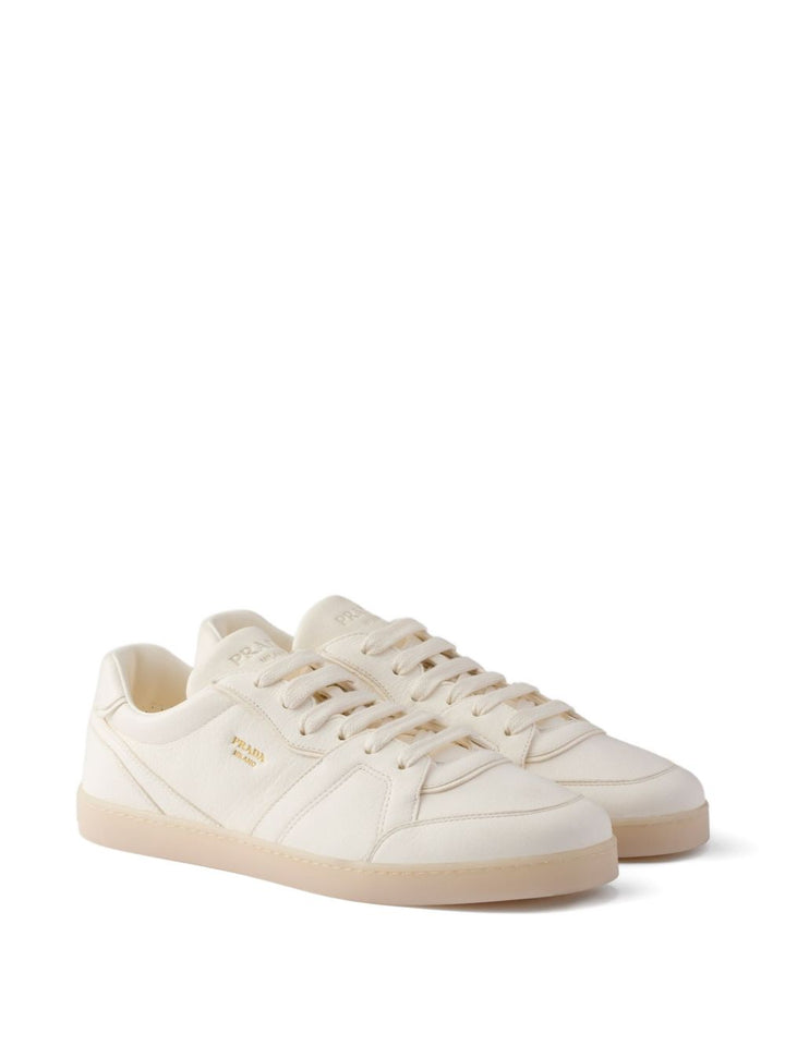 Prada
Sneakers in pelle con logo