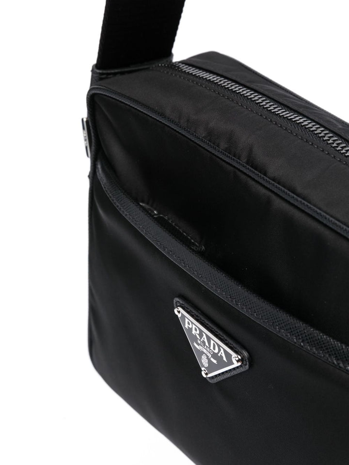 Prada
Borsa messenger con placca logo