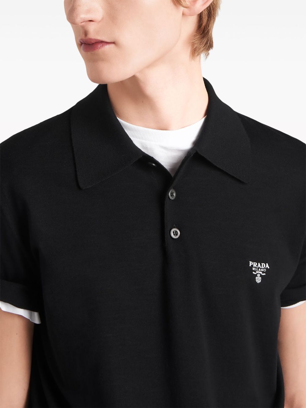 Prada Polo con ricamo