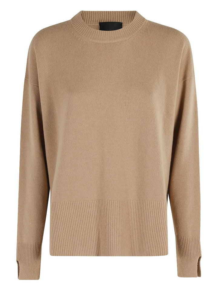 Roberto Collina
Maglione cammello in misto cashmere e seta,