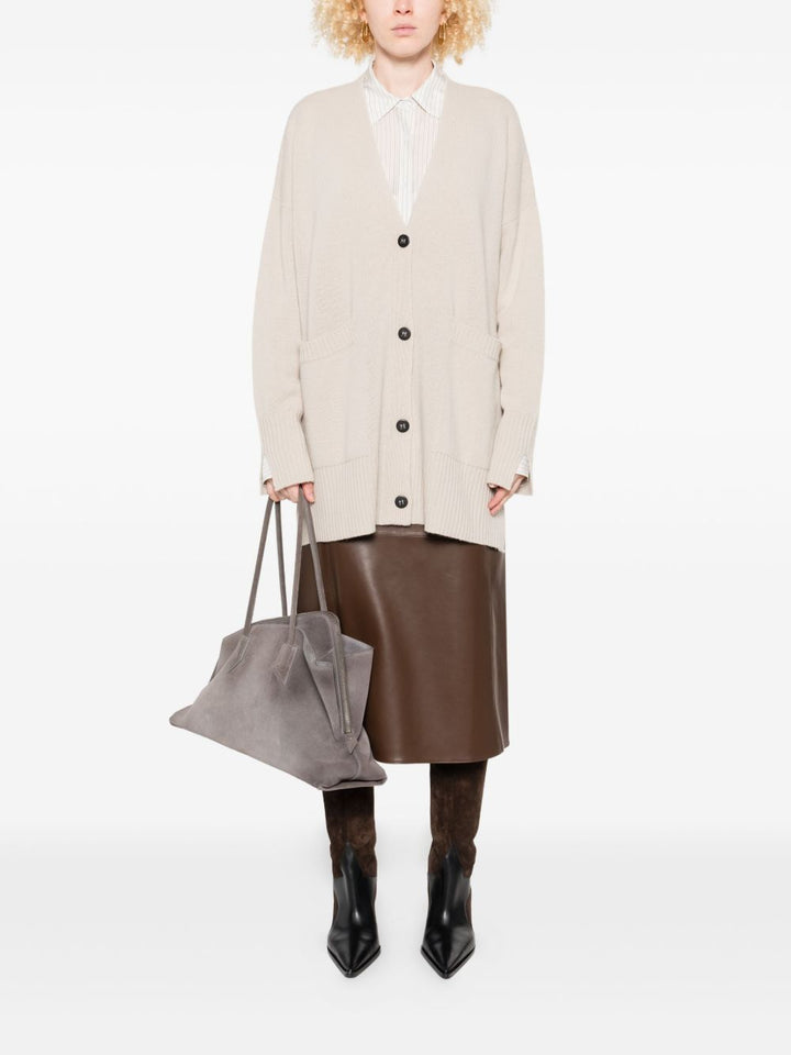 Roberto Collina
Maglione beige, scollo a V