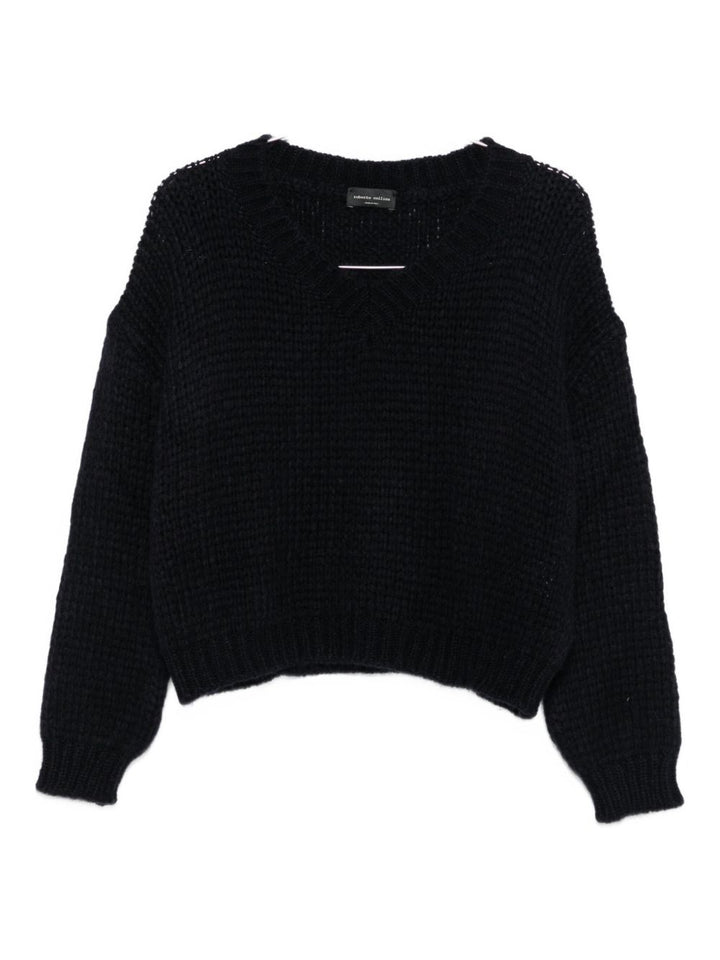 Roberto Collina
Maglione nero con scollo a V