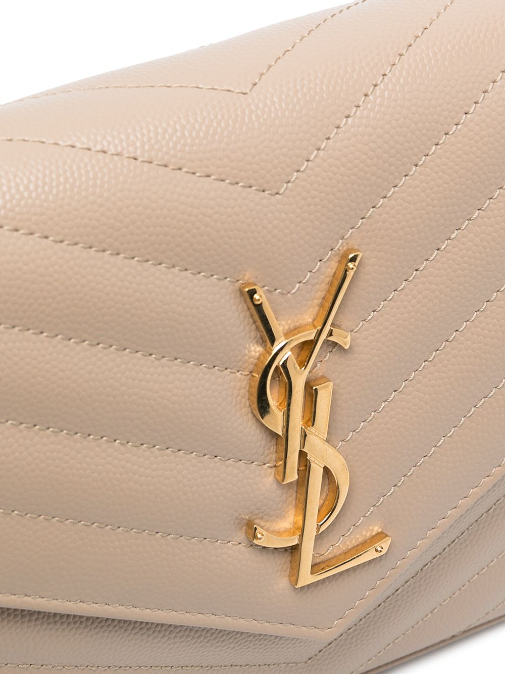 Saint Laurent 
Pochette beige