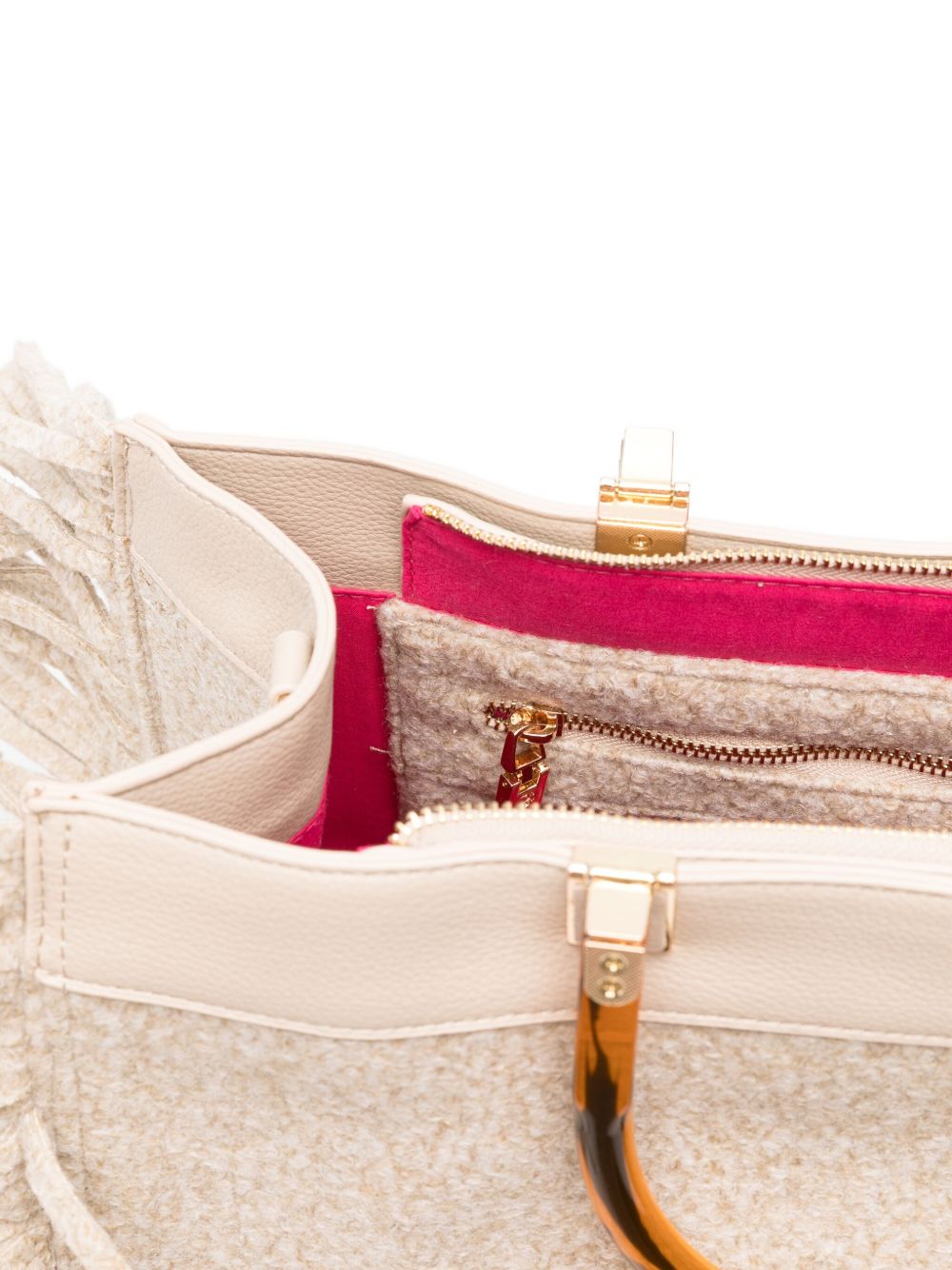 Borsa a tracolla con manici e frange