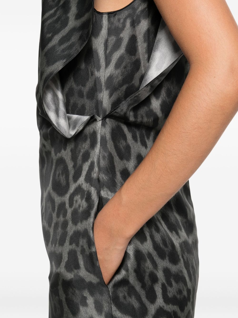 Stella McCartney
Abito midi con scollo a V