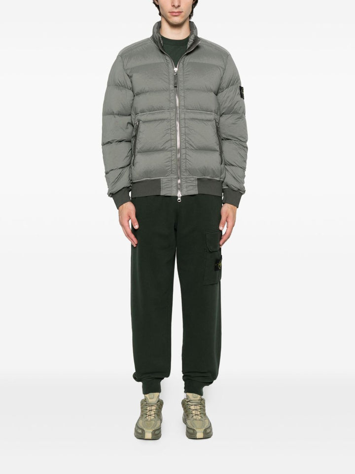Stone Island
Giacca trapuntata con zip frontale