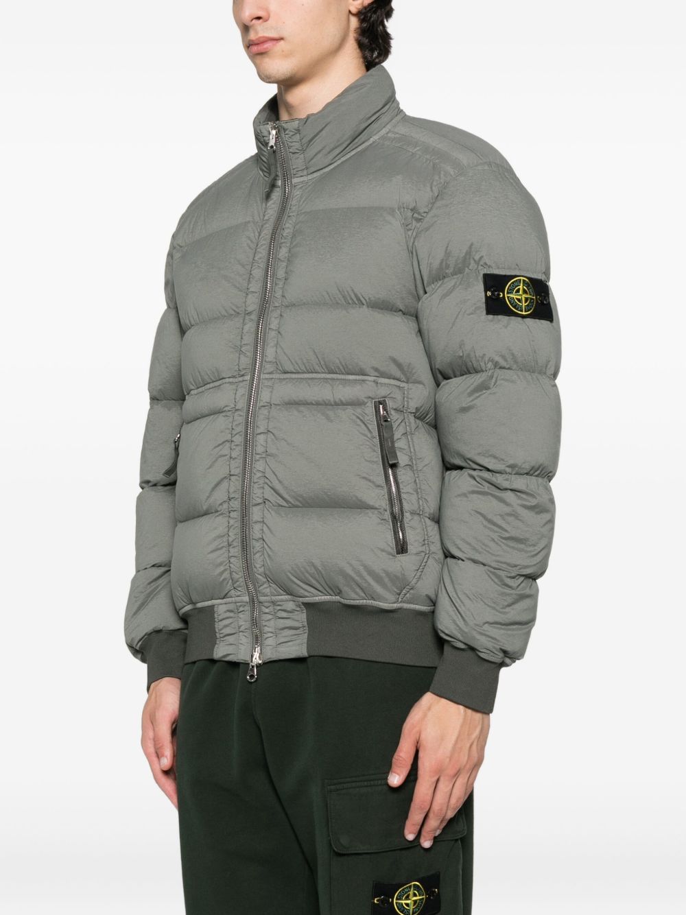 Stone Island
Giacca trapuntata con zip frontale
