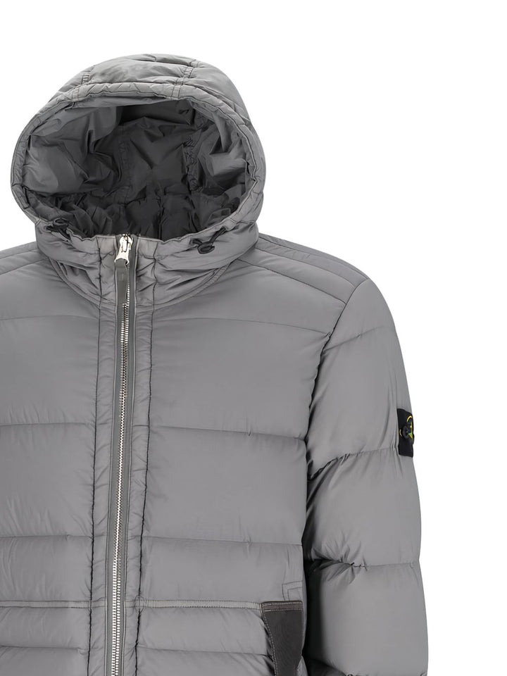 Stone Island
Giacca con cappuccio Tunnel Nylon Down