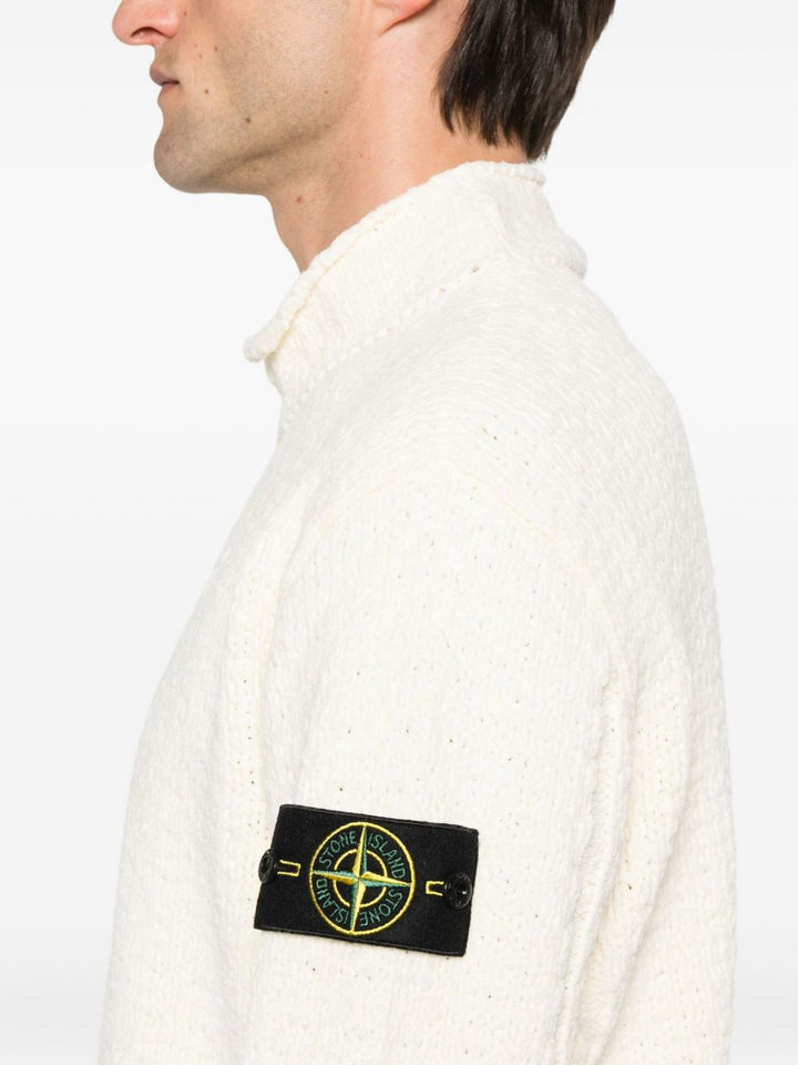 Stone Island
Maglione con applicazione Compass