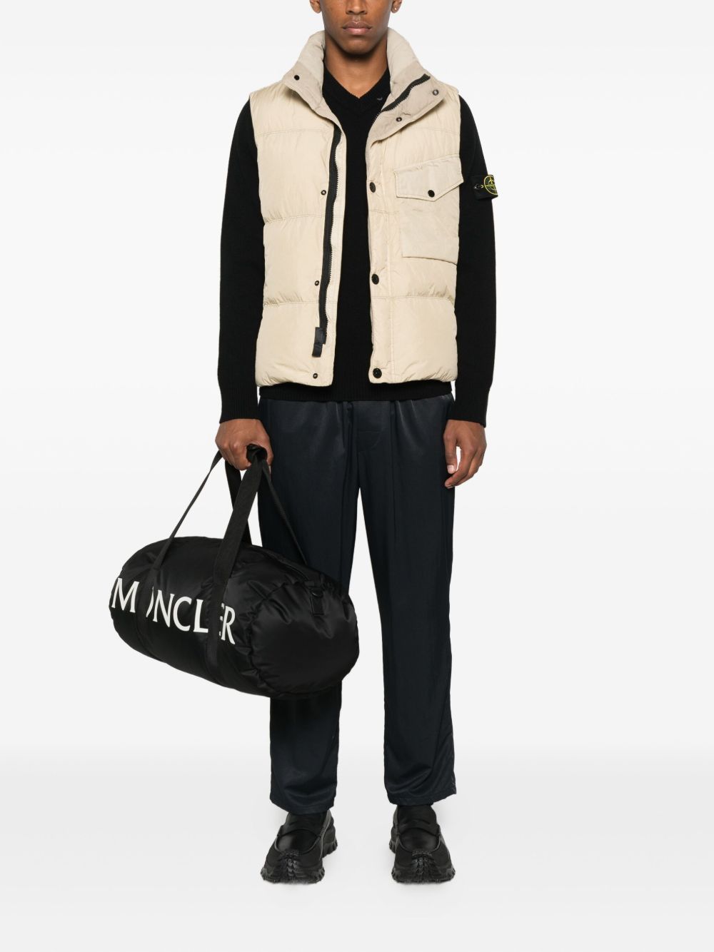 Stone Island Maglione con scollo a V e badge con logo