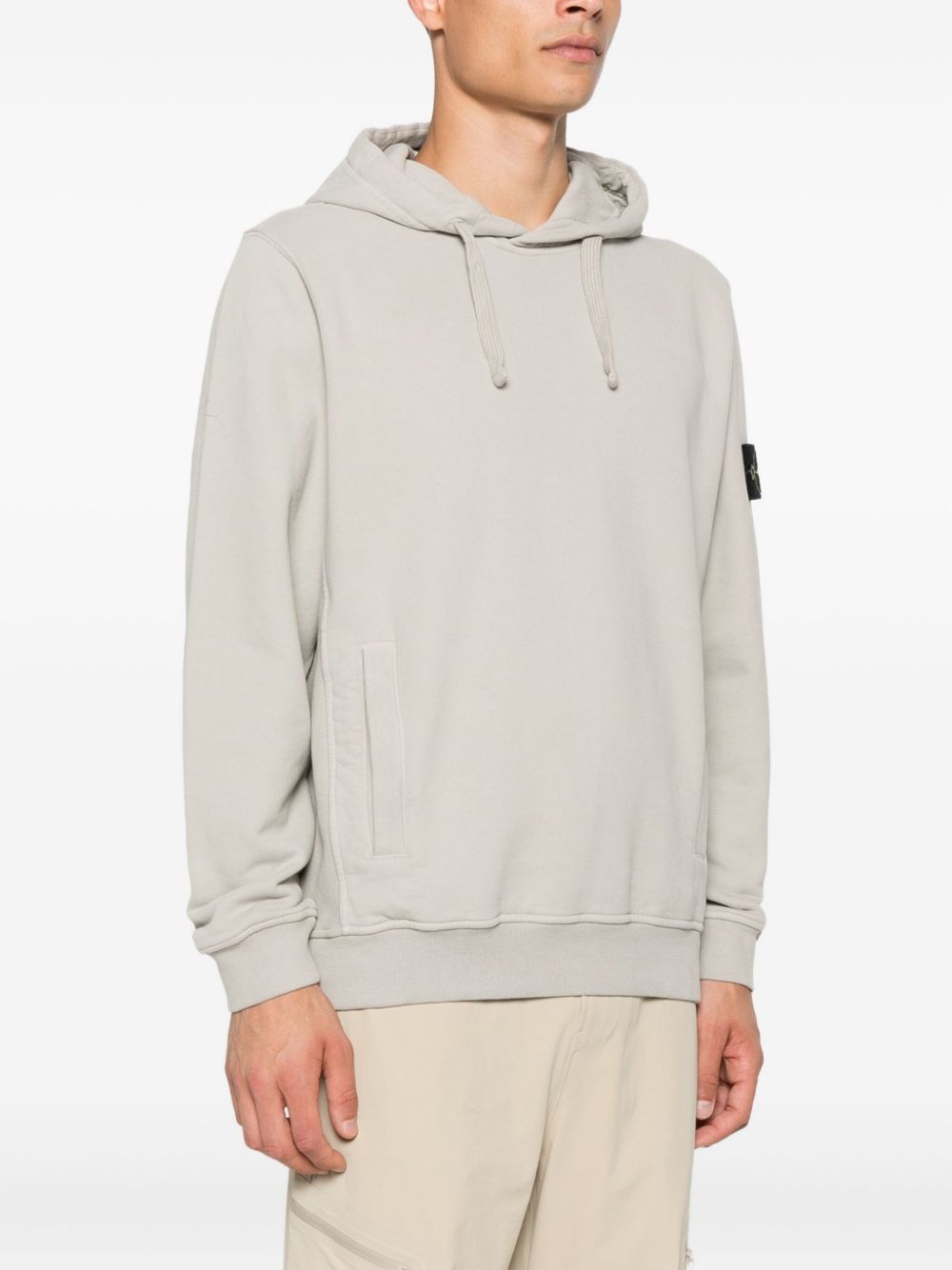 Stone Island
Felpa con cappuccio e applicazione Compass