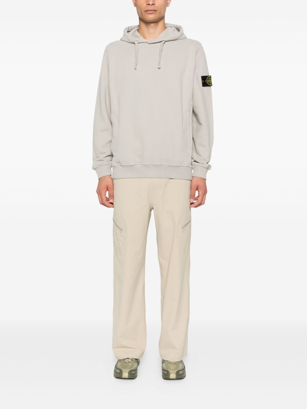 Stone Island
Felpa con cappuccio e applicazione Compass