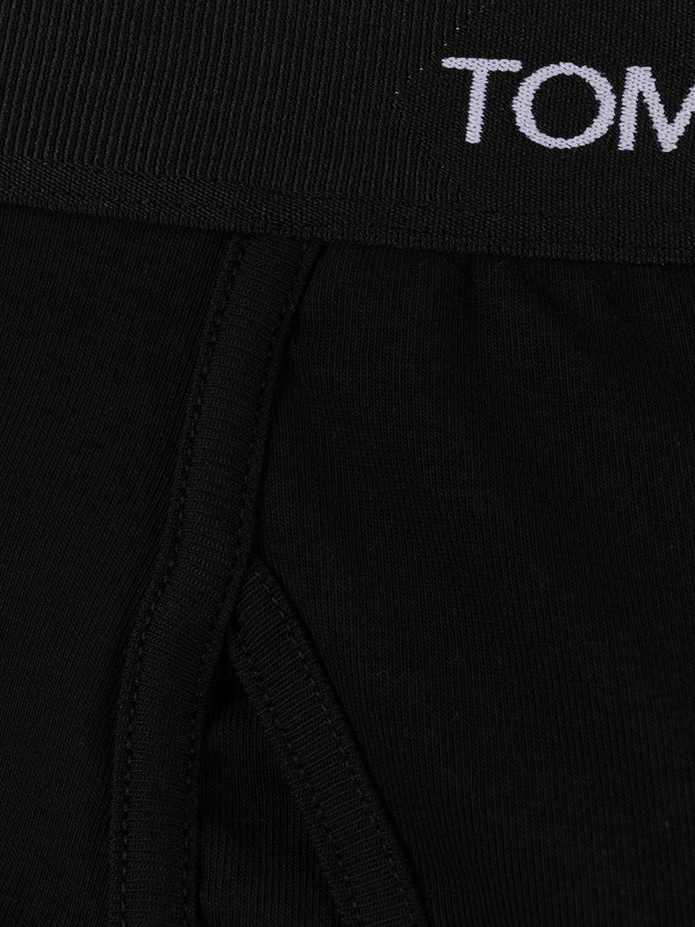 Tom Ford
boxer