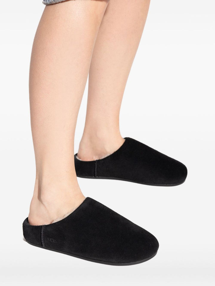 UGG Slippers in pelle scamosciata
