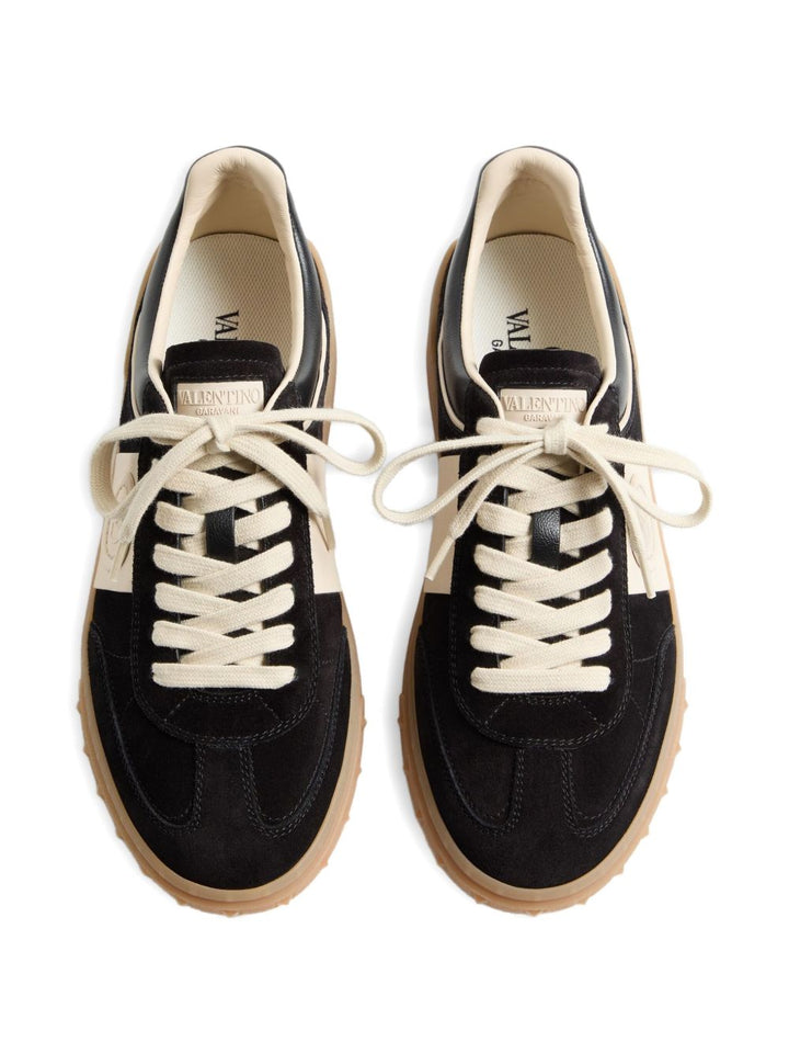 Valentino Garavani
Sneakers Upvillage Crosta