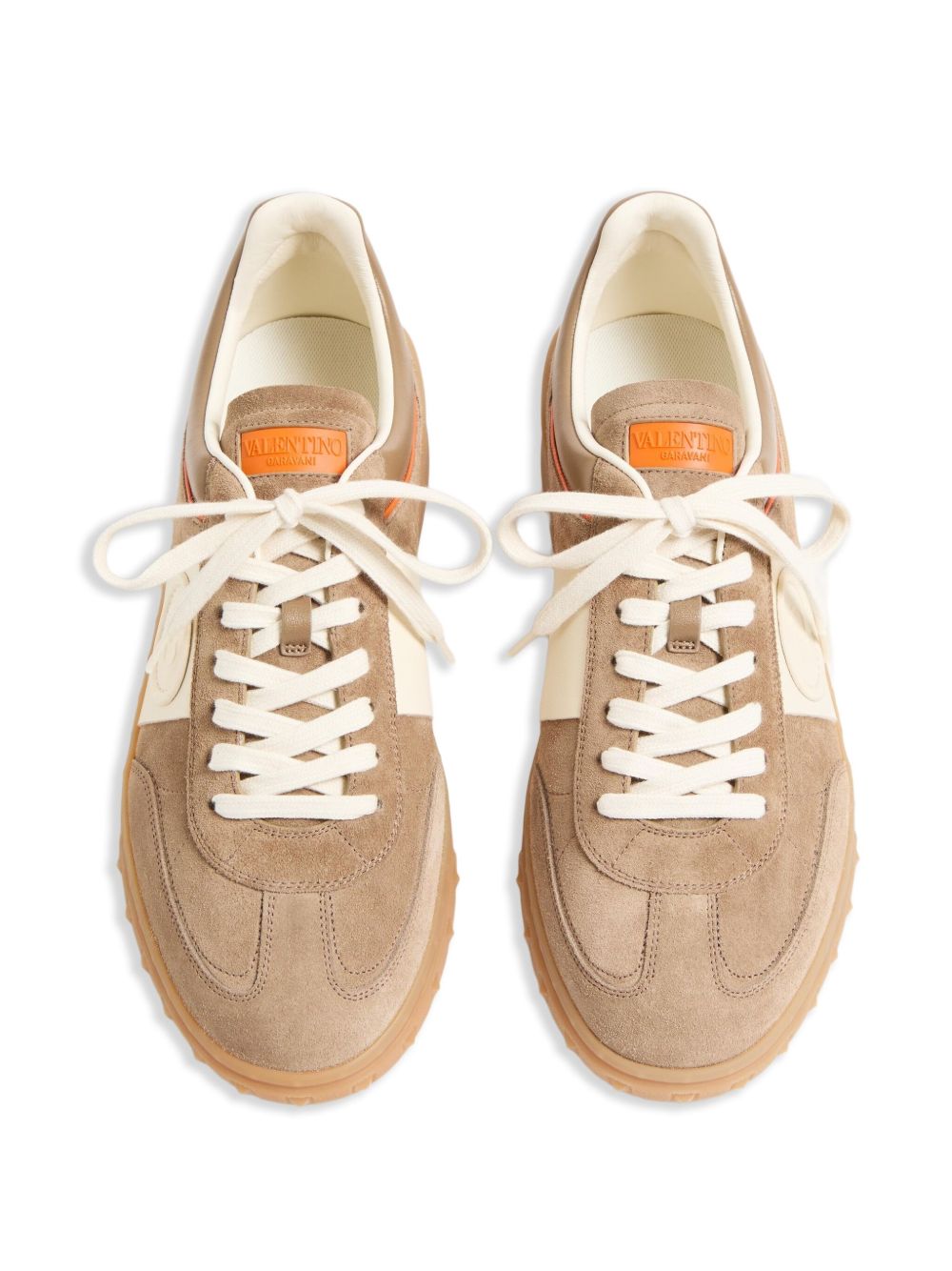 Valentino Garavani
Sneakers Upvillage