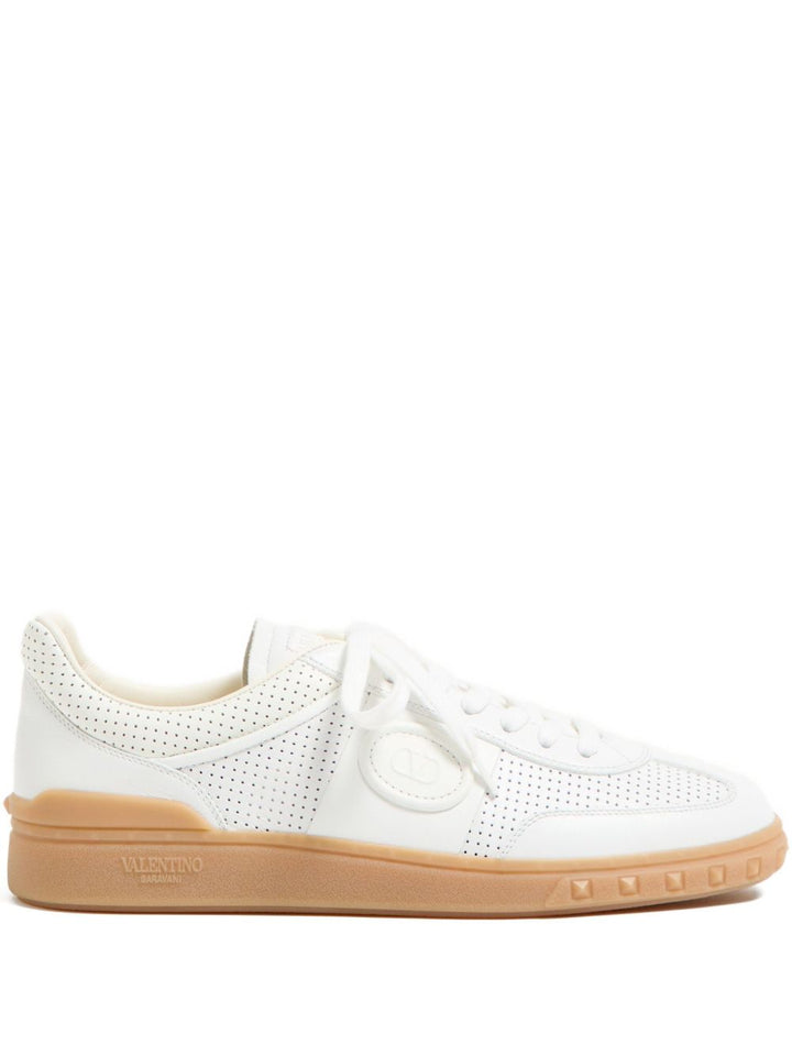 Valentino Garavani
Sneakers Upvillage