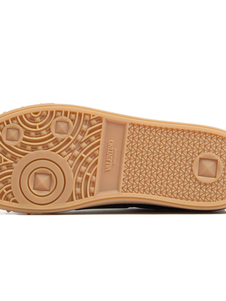 Valentino Garavani
Sneakers Upvillage