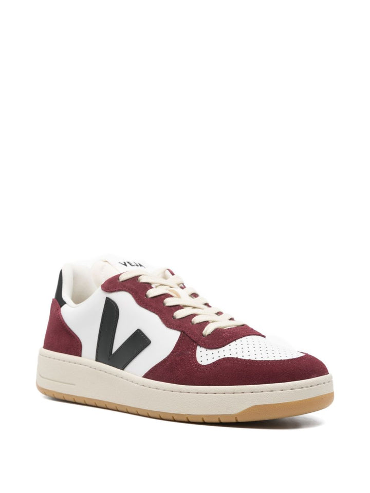 Veja
Sneakers V-10 PELLE BIANCO NERO AMARANTE
