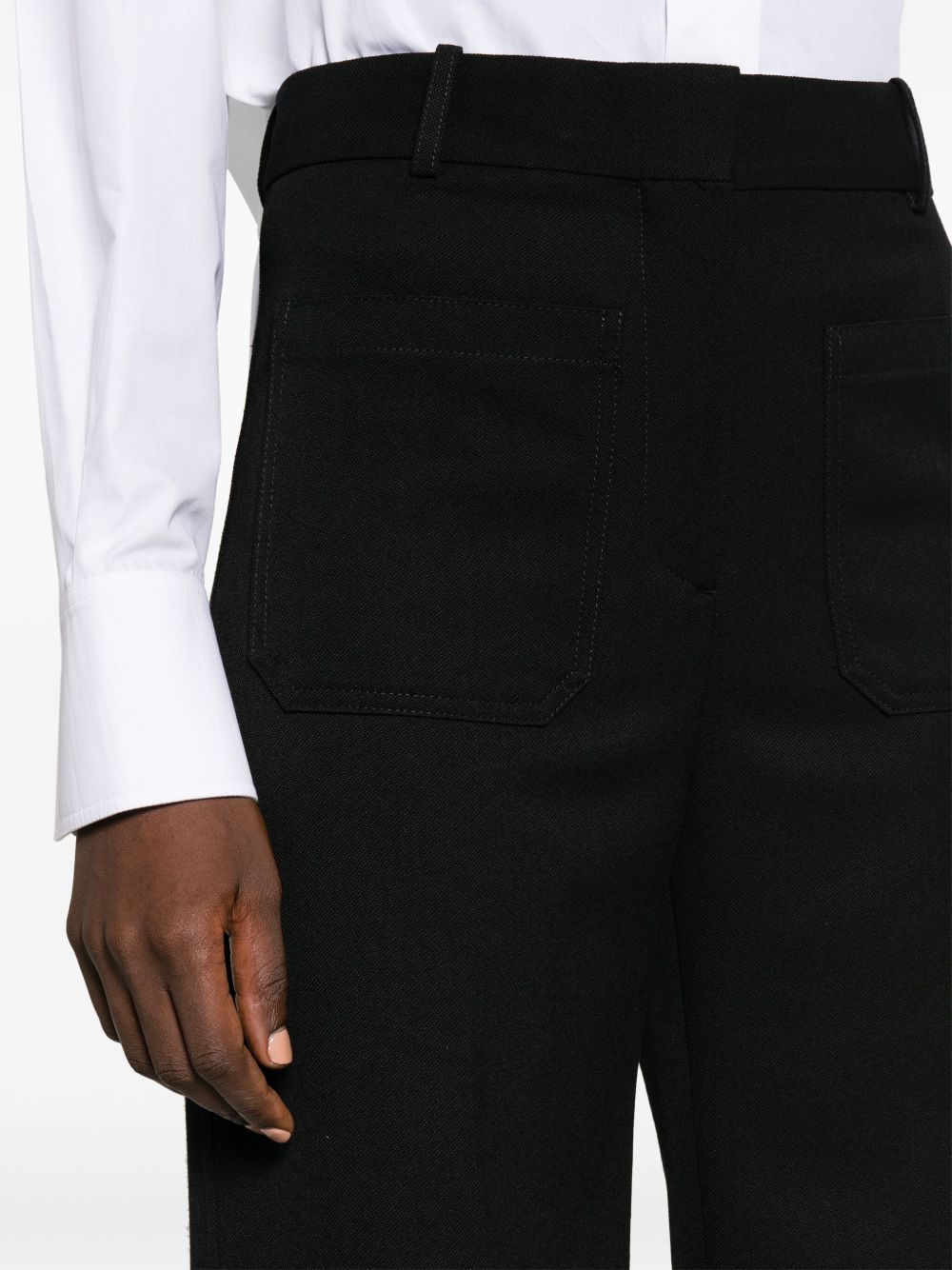 Victoria Beckham
Pantaloni svasati Alina