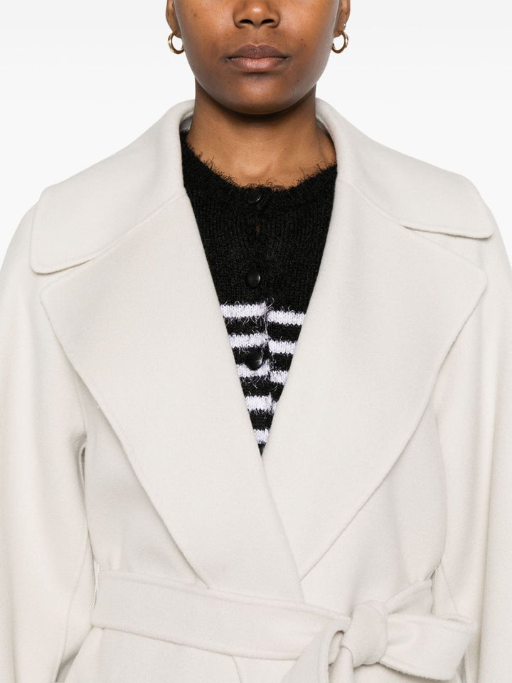 'S Max Mara
Cappotto ampio in lana vergine