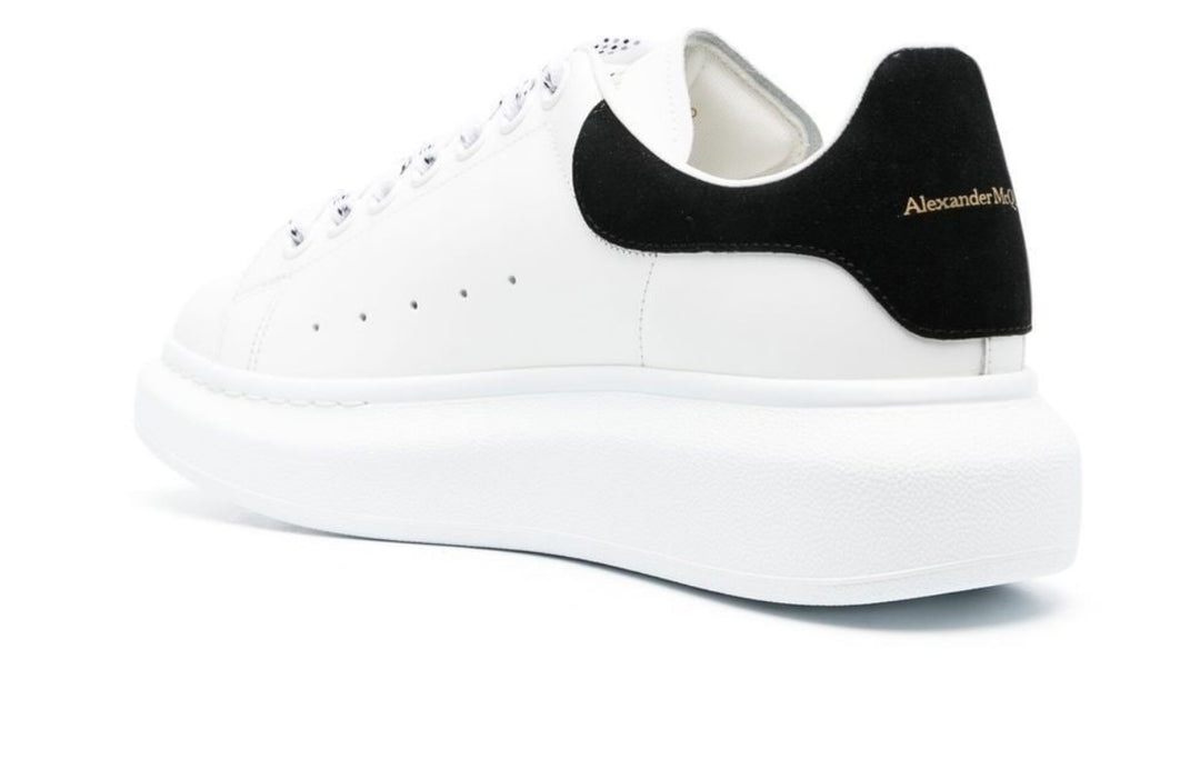 ALEXANDER MCQUEEN
SNEAKERS CON SUOLA OVERSIZE