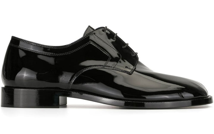 MAISON MARGIELA
MAISON MARGIELA BROGUES TABI