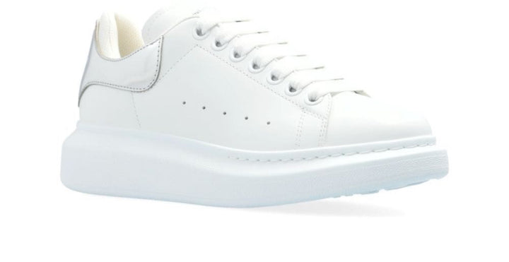 ALEXANDER MCQUEEN
ALEXANDER MCQUEEN SNEAKERS