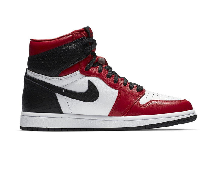 Jordan 1 Retro High Satin Snake Chicago