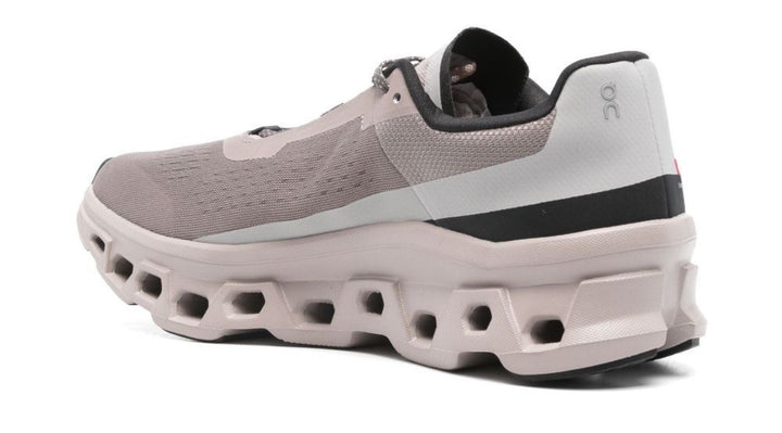 ON
ON RUNNING SNEAKERS CLOUDMONSTER