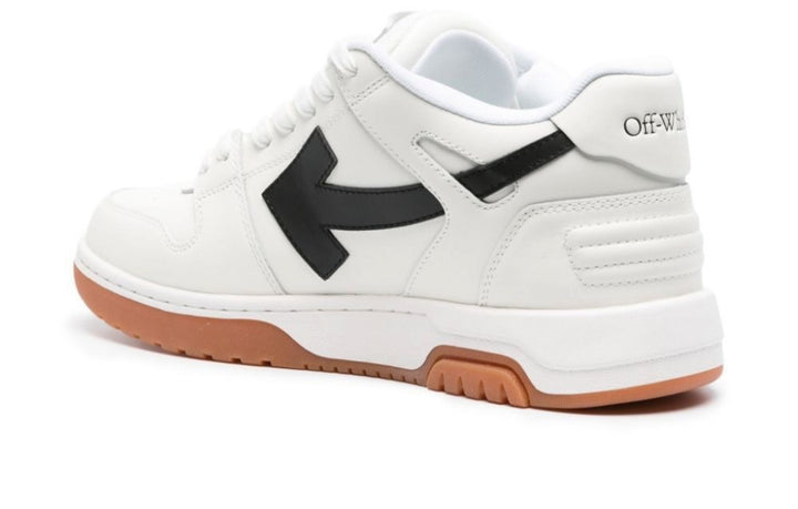 OFF WHITE
SNEAKERS OUT OF OFFICE