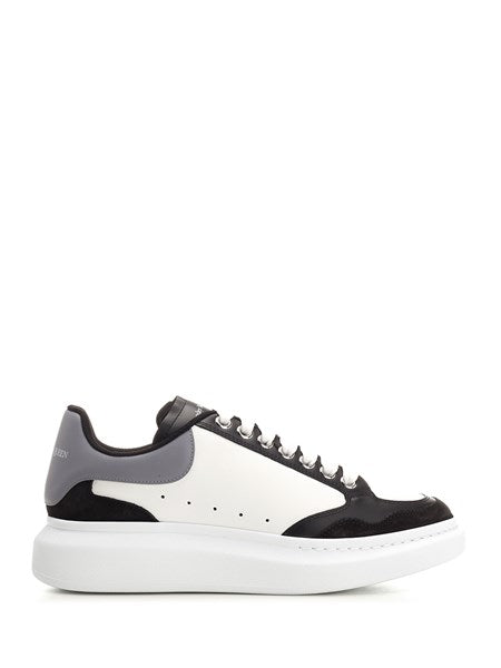 Alexander Mcqueen
Sneaker oversize in pelle