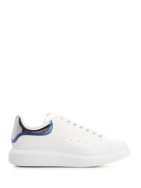 Alexander Mcqueen
Sneaker oversize con tallone a specchio