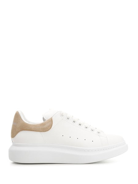 Alexander Mcqueen
Sneaker oversize con tallone beige