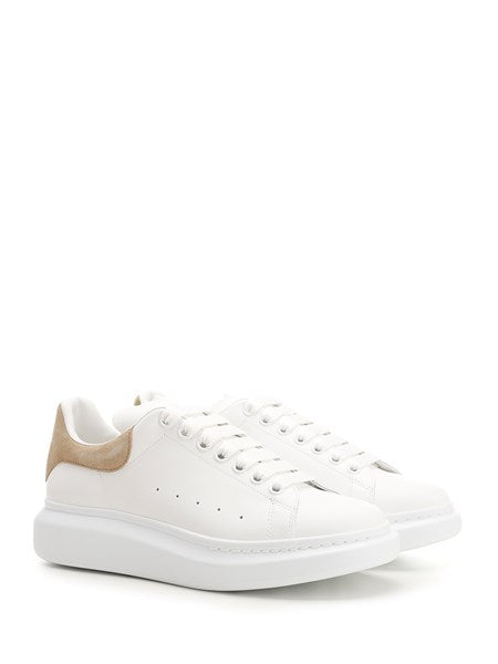 Alexander Mcqueen
Sneaker oversize con tallone beige