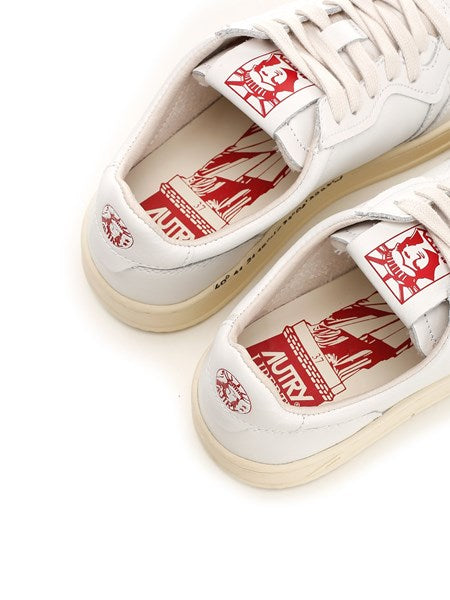 Autry
Sneakers "Medalist"
